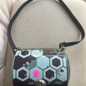 Littlearth purse